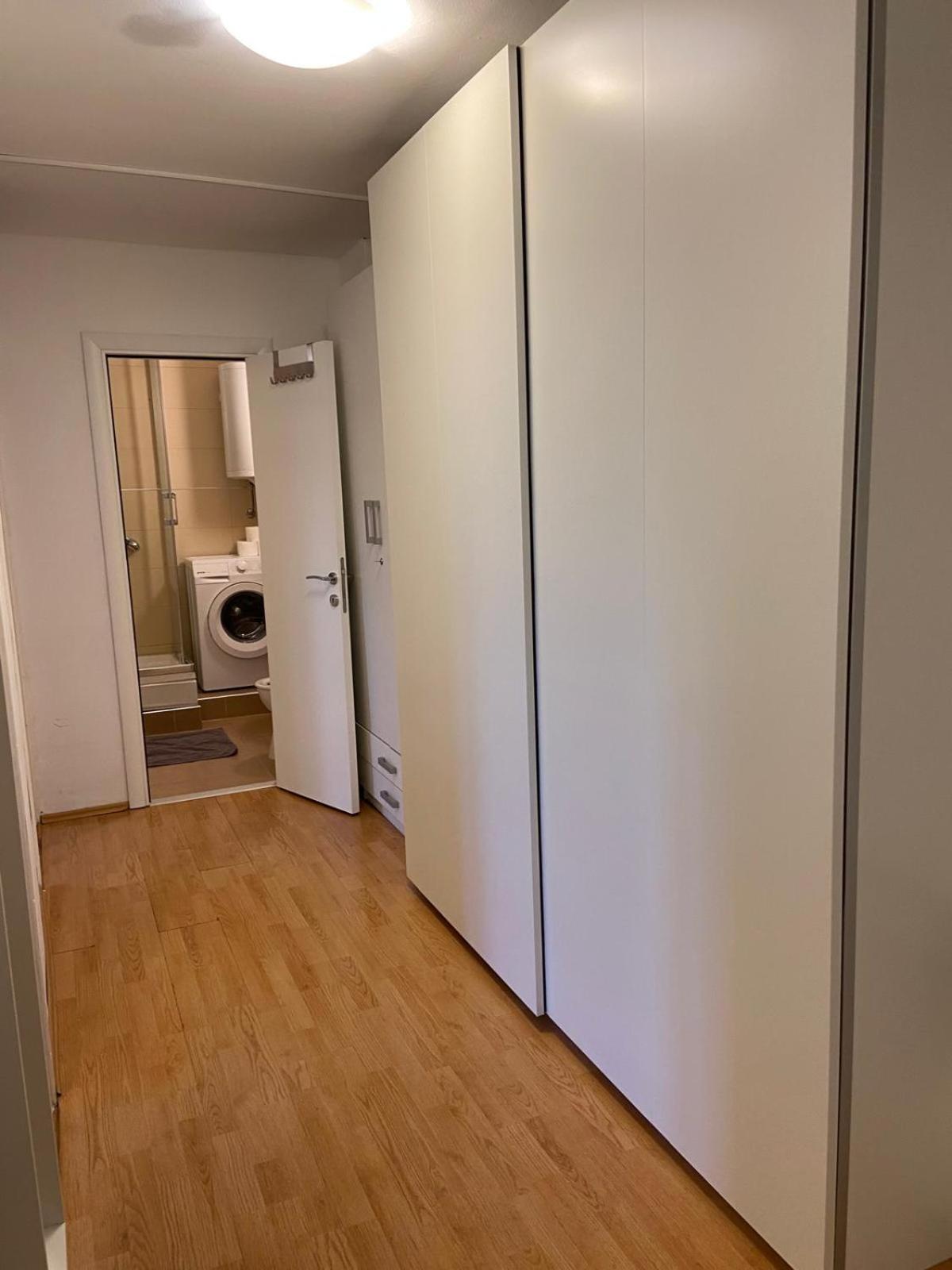 Lägenhet 3-rooms Arena Belgrad